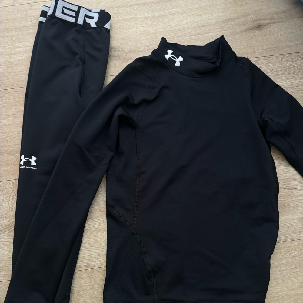 Boys cold gear under Armour set